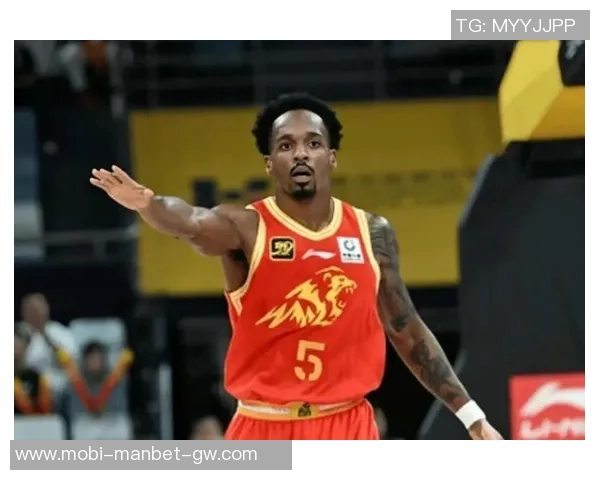 布朗在美国男篮落选后展现巅峰状态引发热议与期待